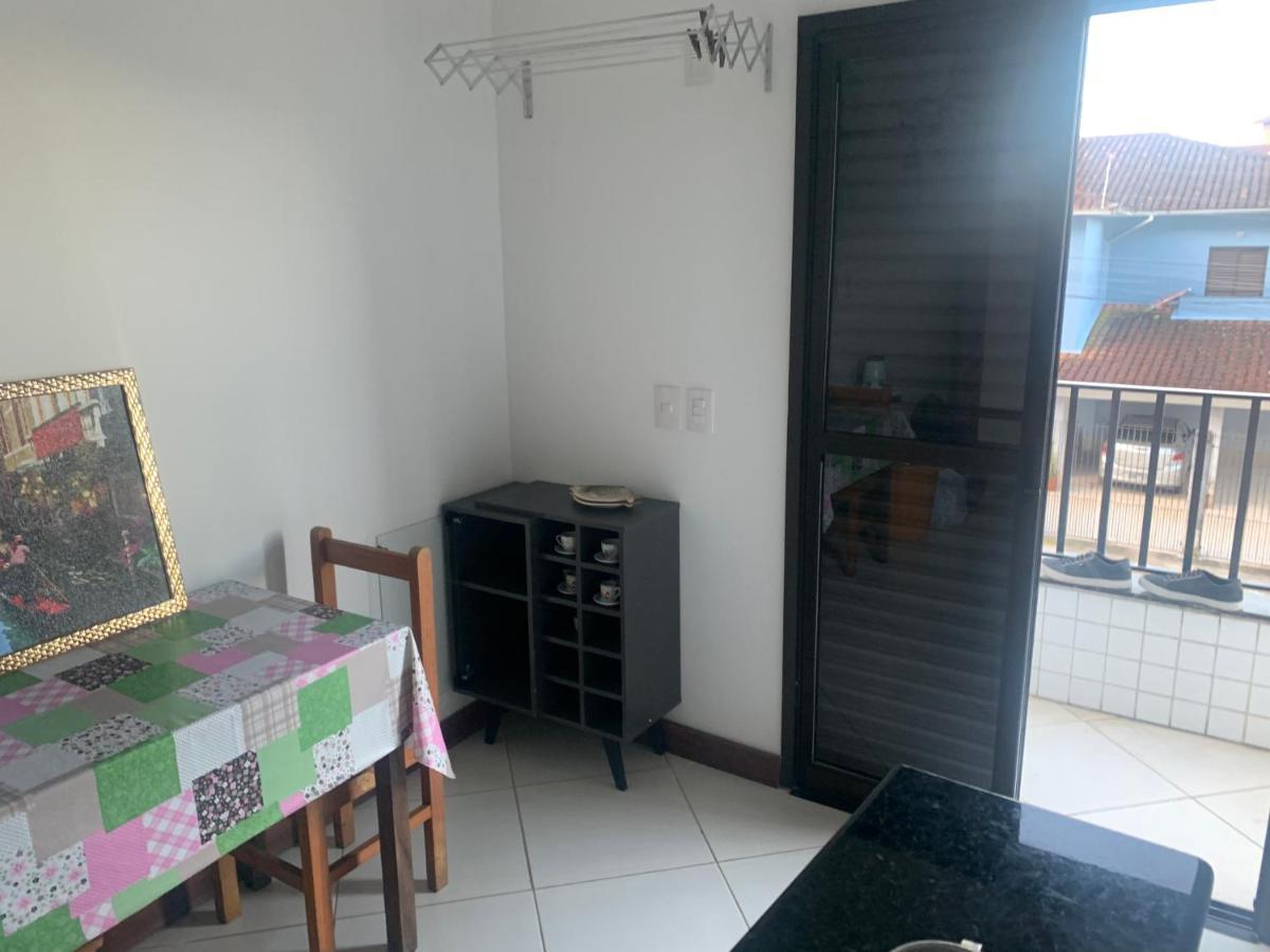 Toninhas 300 Mts Mar Apartment Ubatuba Bagian luar foto
